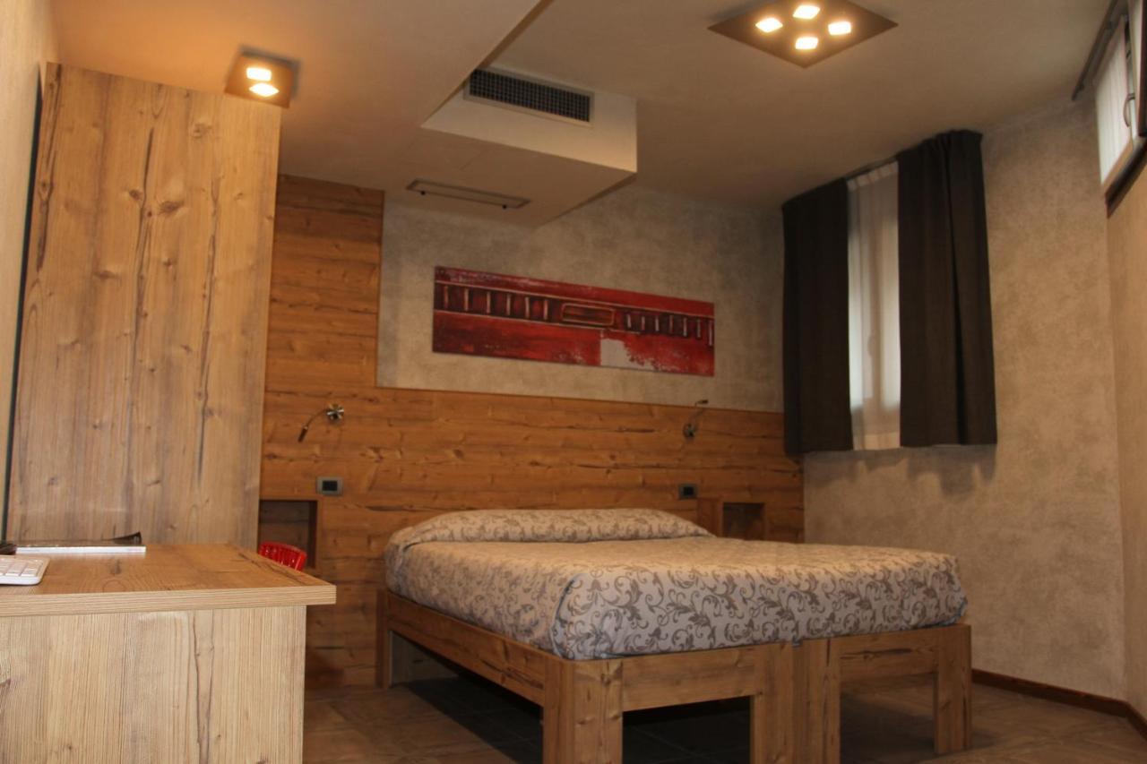 Corte Rossa Bed & Breakfast Tirano